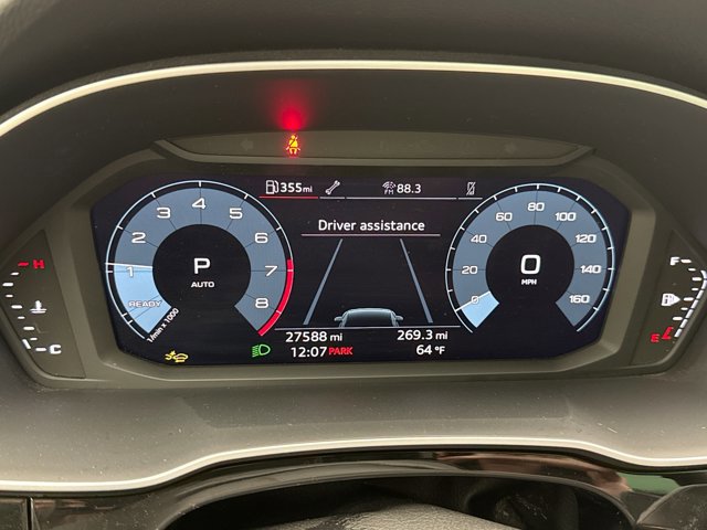 Used 2025 Audi Q3 2.0T Premium image 13