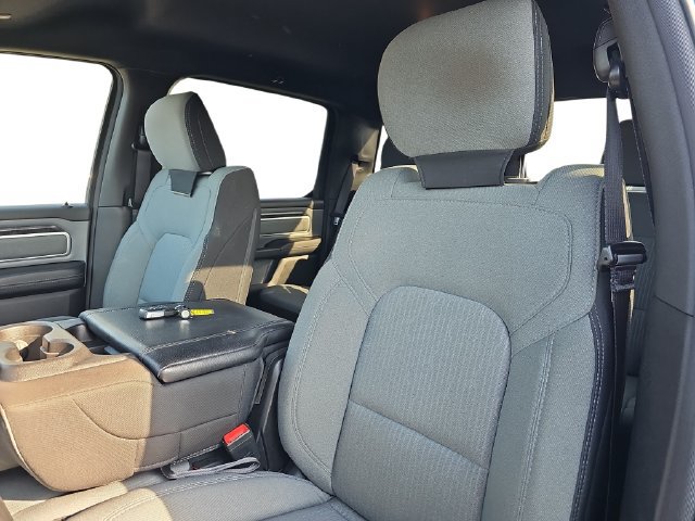 Used 2022 RAM 1500 Big Horn AWD/4WD image 16