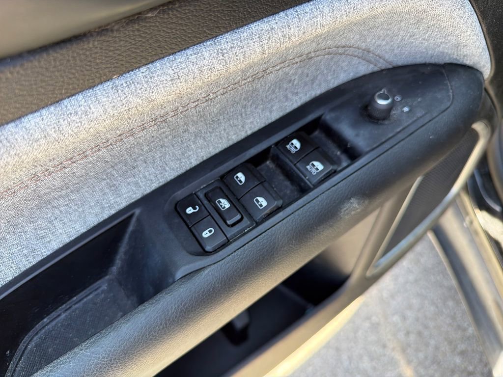 Used 2024 Jeep Compass Latitude AWD/4WD image 13