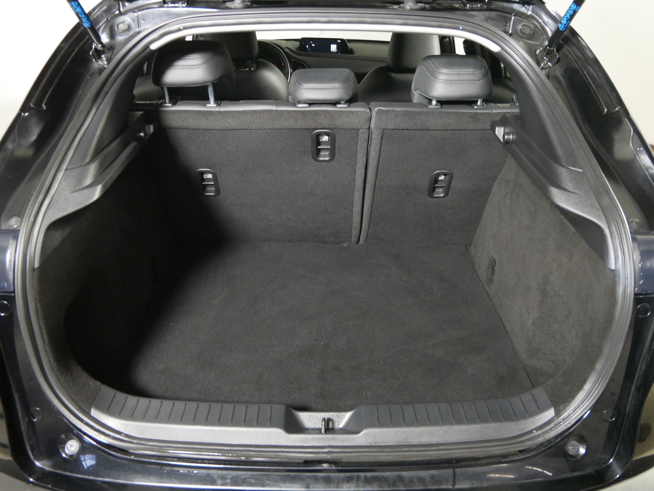 Used 2022 MAZDA CX-30 AWD 2.5 S w/ Select Package image 18