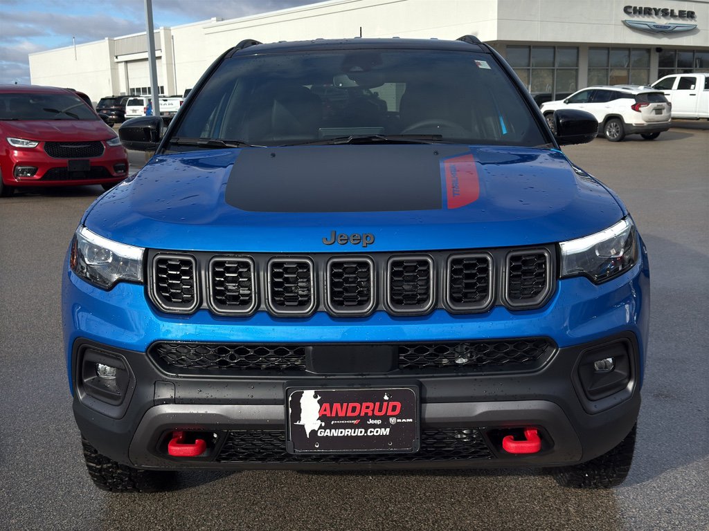 New 2025 Jeep Compass Trailhawk w/ Trailhawk Elite Group image 3