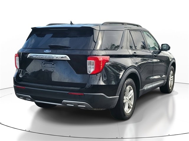 Certified 2023 Ford Explorer XLT w/ Equipment Group 202A image 4