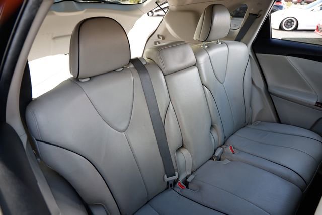 Used 2012 Toyota Venza XLE image 14