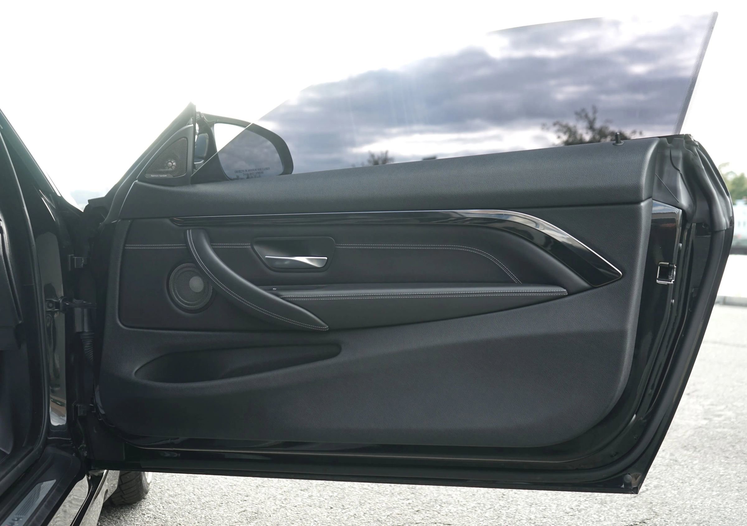 Used 2016 BMW M4 Coupe w/ Competition Package image 37