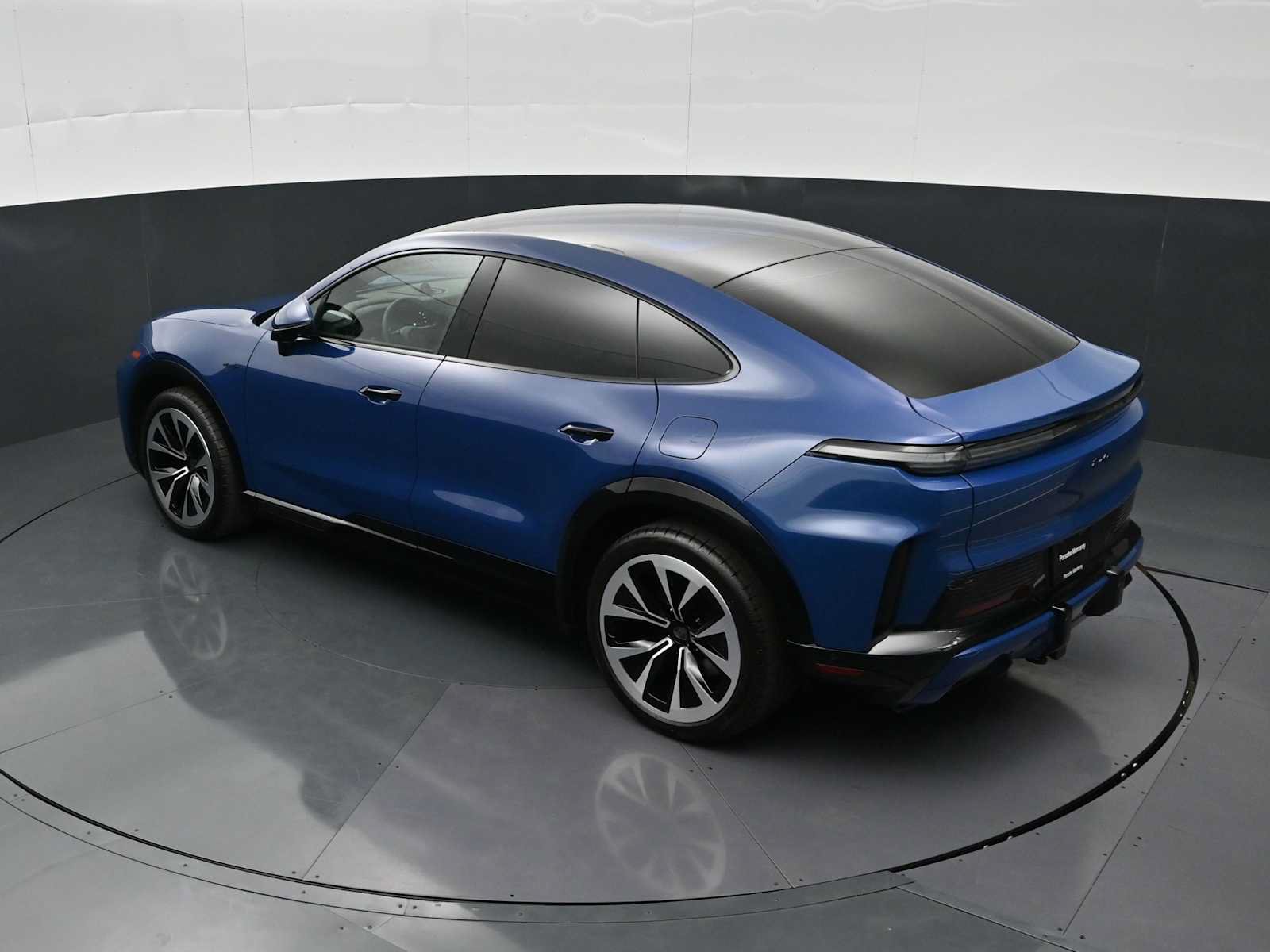 New 2026 Porsche Cayenne Turbo AWD/4WD image 34
