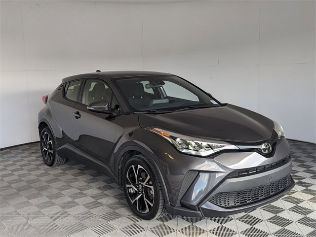 Used 2020 Toyota C-HR image 2