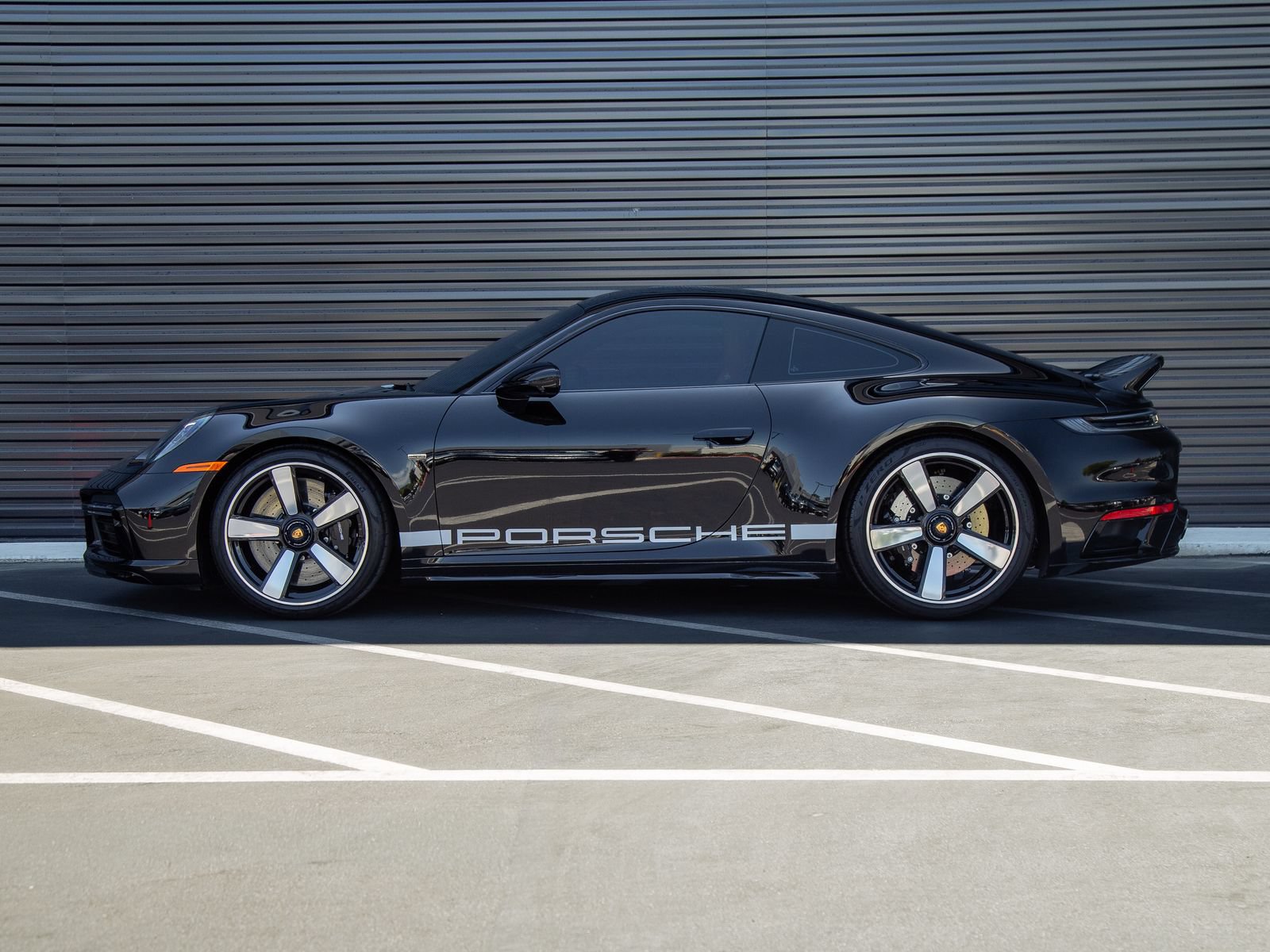 Certified 2023 Porsche 911 Sport Classic RWD image 2