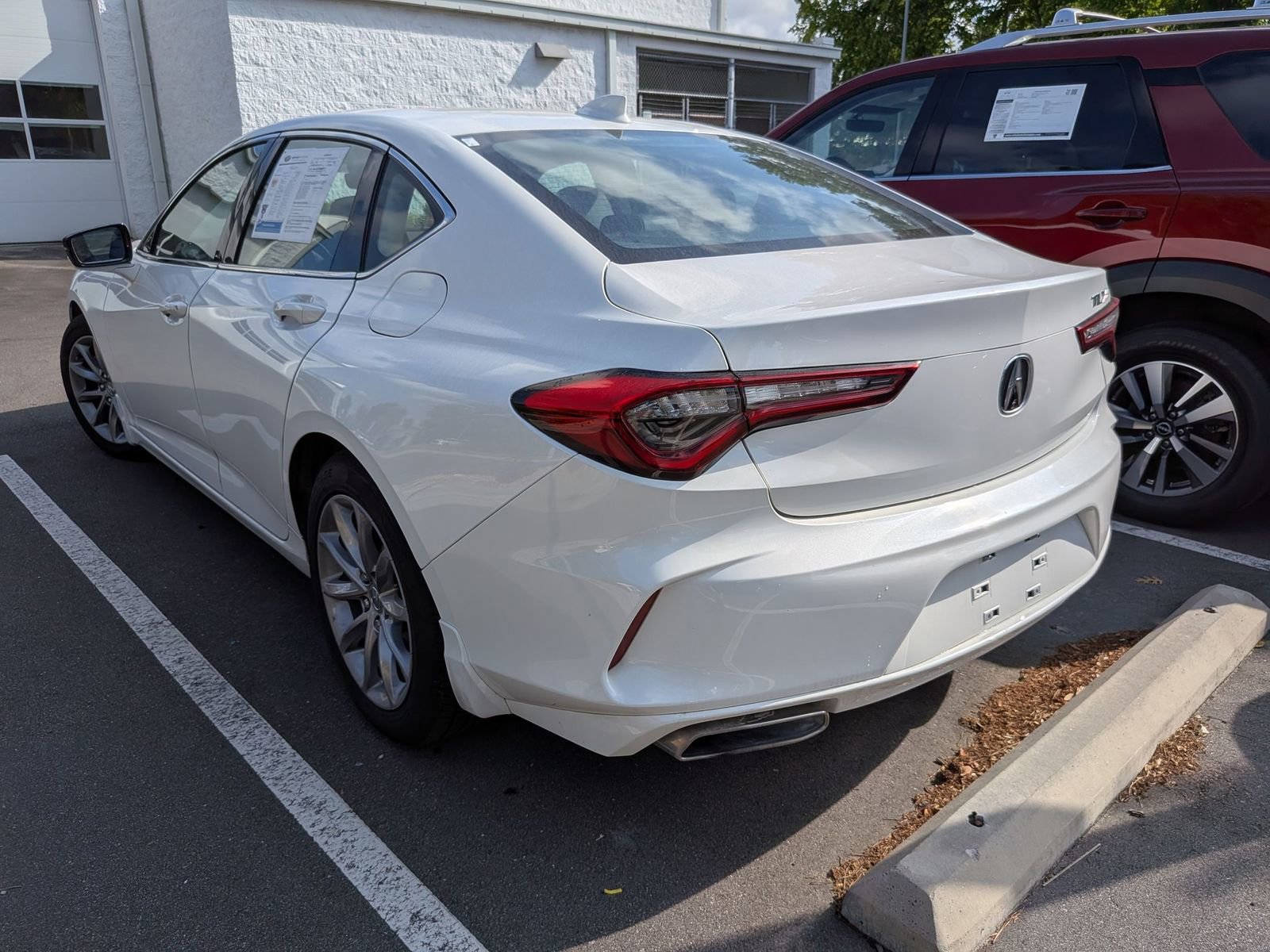 Used 2023 Acura TLX FWD image 4