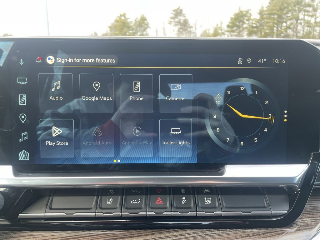 Used 2024 Chevrolet Silverado 2500 LT w/ Convenience Package image 17