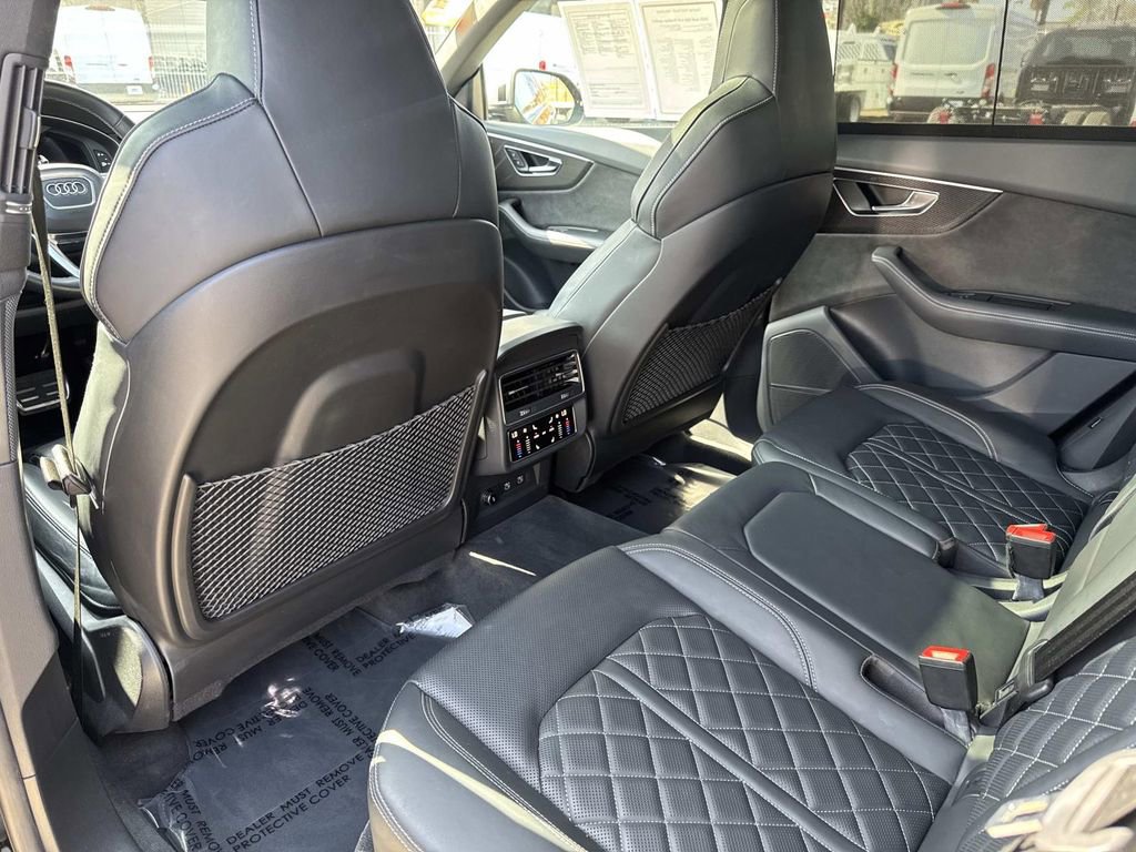 Used 2021 Audi SQ8 Prestige w/ Prestige Package image 13