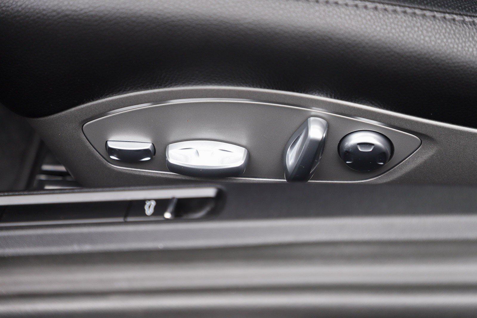 Used 2019 Porsche 911 Carrera image 35