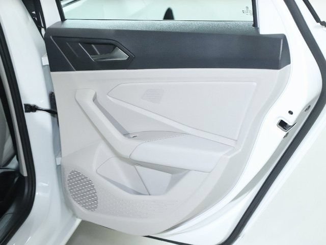 Used 2024 Volkswagen Jetta SE w/ Panoramic Sunroof Package FWD image 31