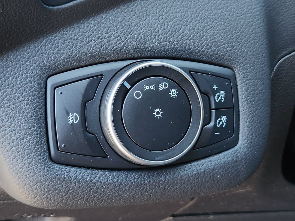 Used 2015 Ford Escape SE AWD/4WD image 13