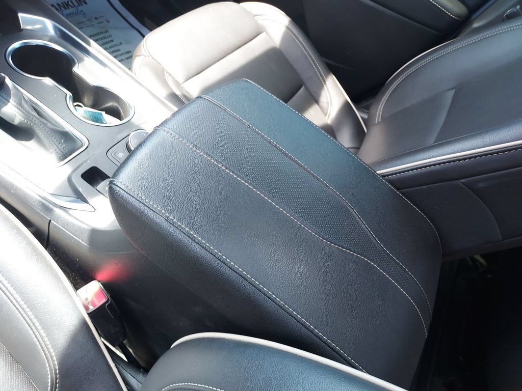 Used 2022 Chevrolet Traverse Premier w/ Redline Edition AWD/4WD image 27