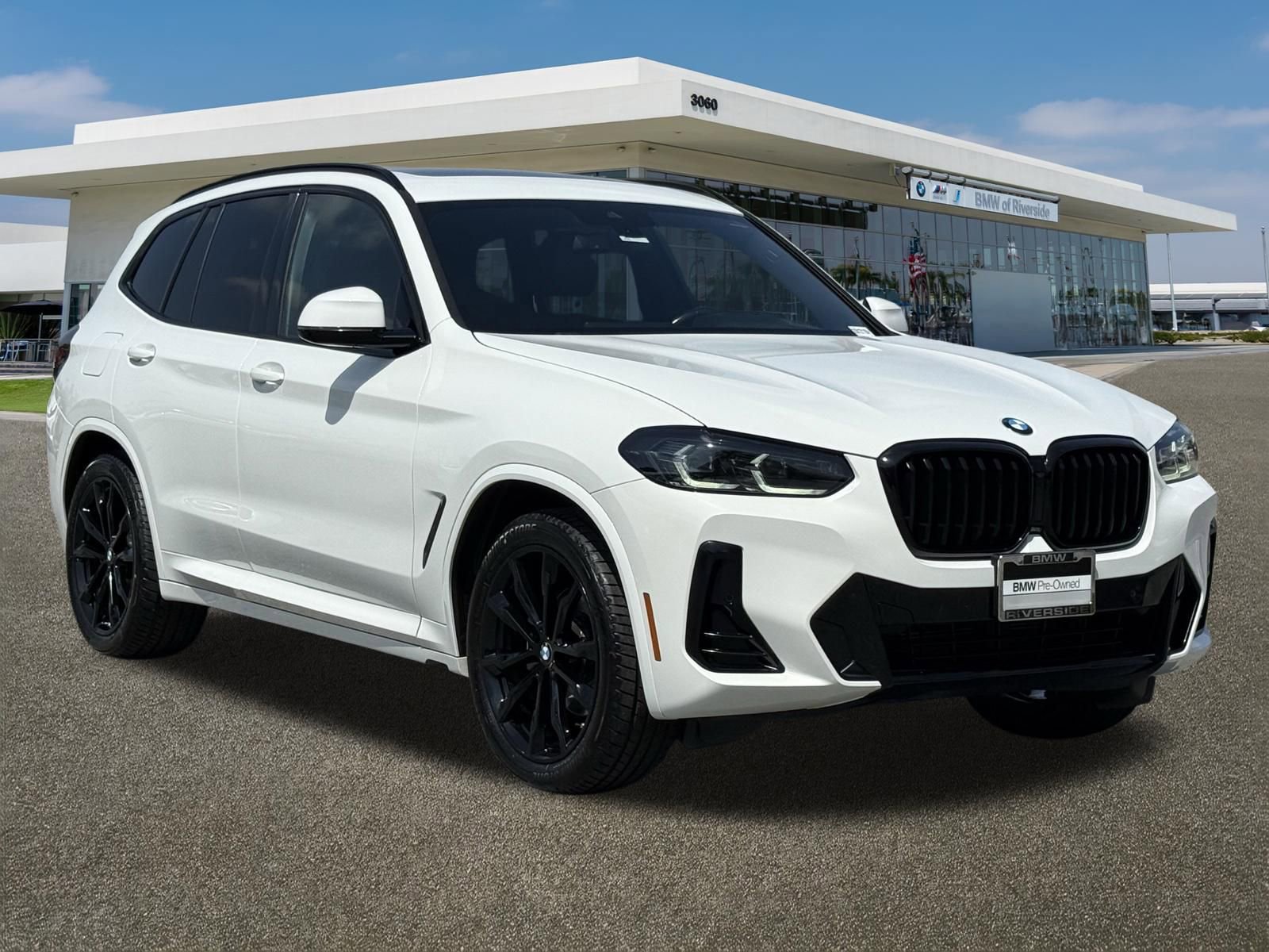 Certified 2024 BMW X3 sDrive30i w/ M Sport Package RWD image 2