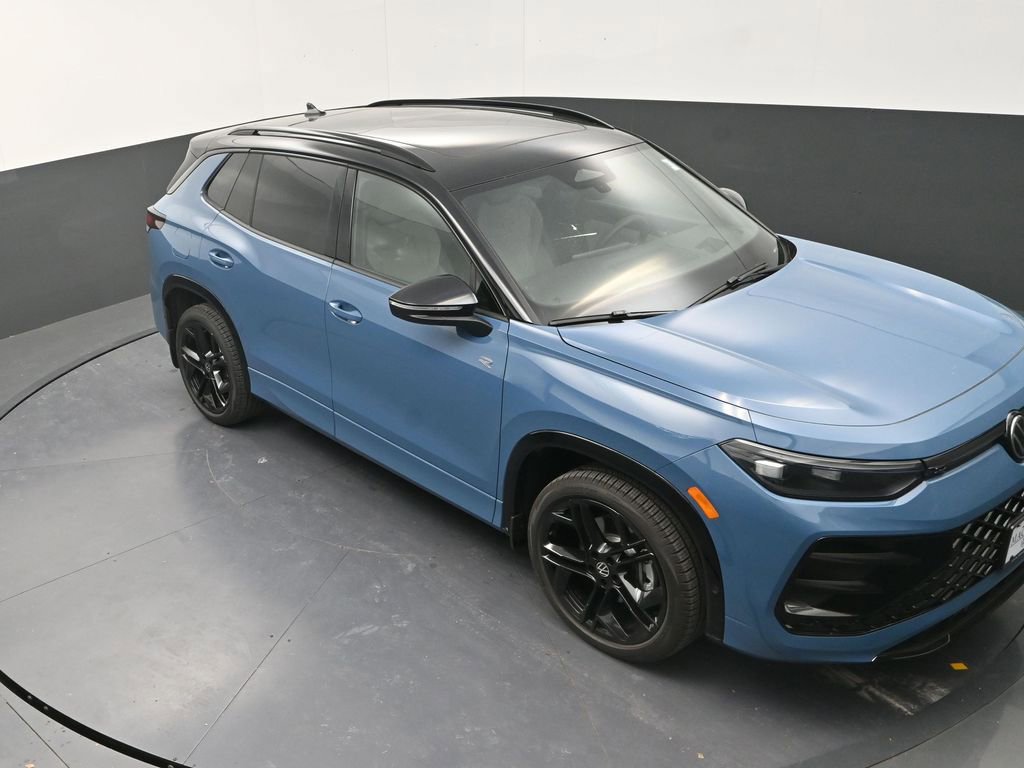 New 2026 Volkswagen Tiguan SE R-Line image 12