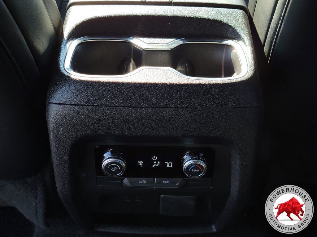 Used 2026 GMC Acadia Elevation w/ Elevation Premium Package AWD/4WD image 19