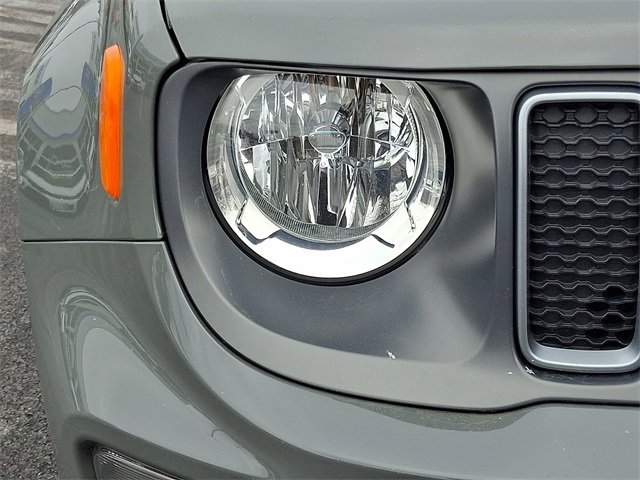 Used 2022 Jeep Renegade Limited image 9