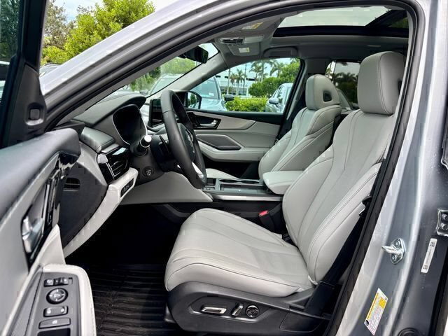 New 2026 Acura MDX w/ Technology Package FWD image 8