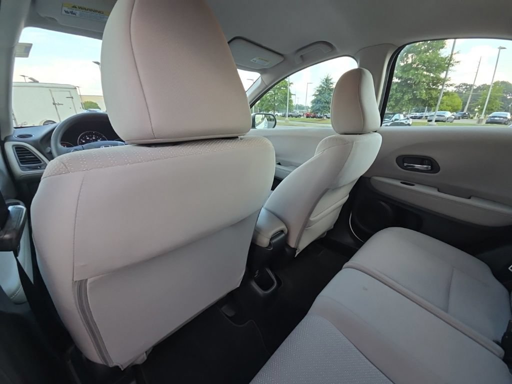 Used 2016 Honda HR-V LX image 13