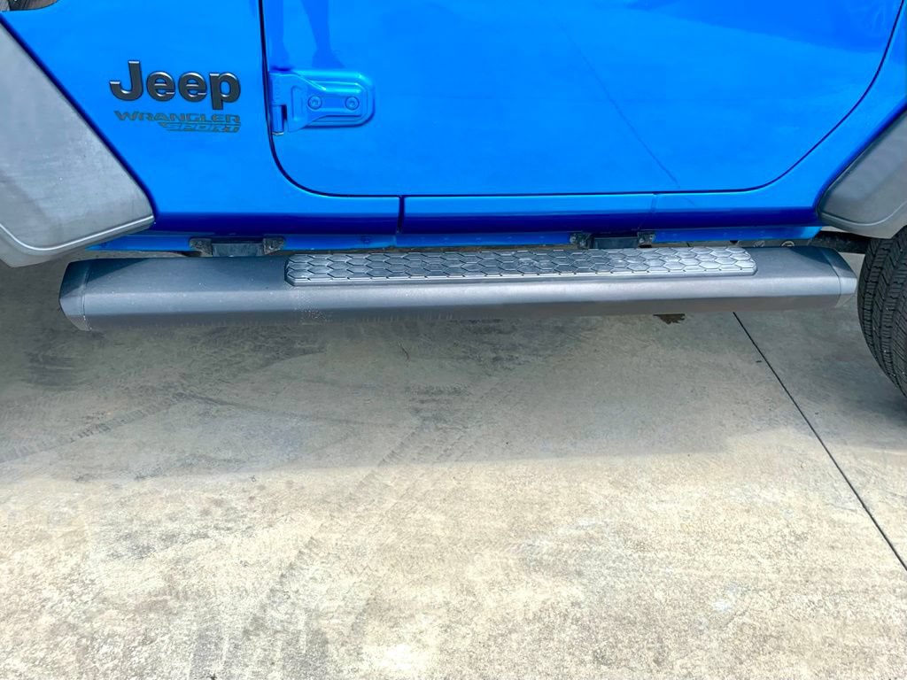 Used 2021 Jeep Wrangler Sport AWD/4WD image 39