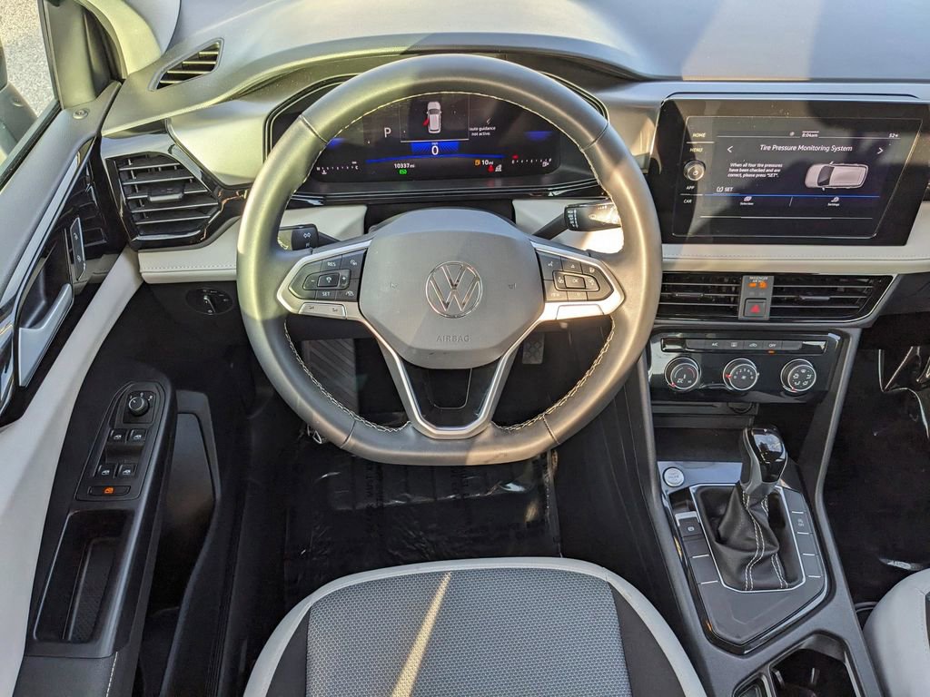 Used 2025 Volkswagen Taos S FWD image 13