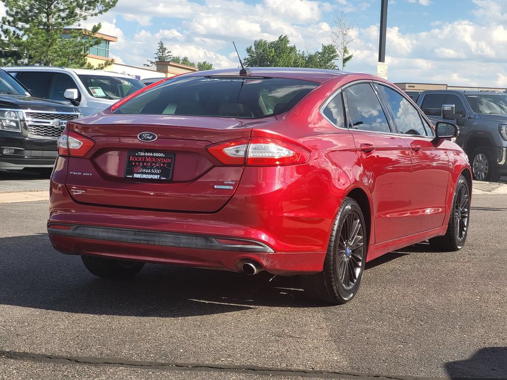 Used 2013 Ford Fusion SE FWD image 4