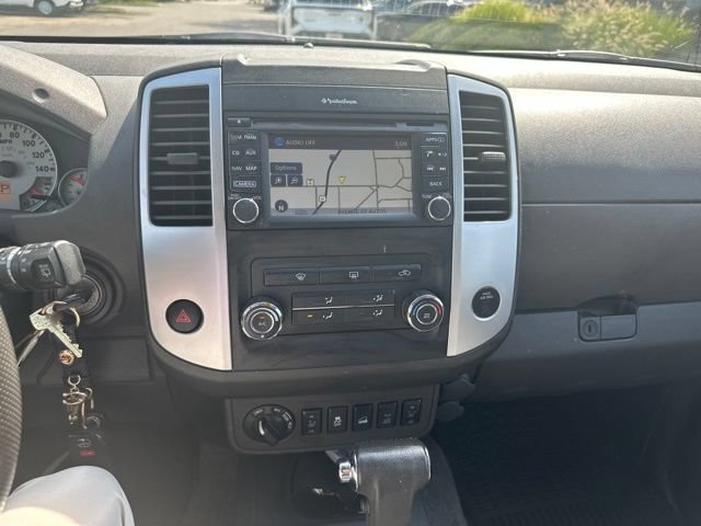 Used 2015 Nissan Xterra PRO-4X AWD/4WD image 13
