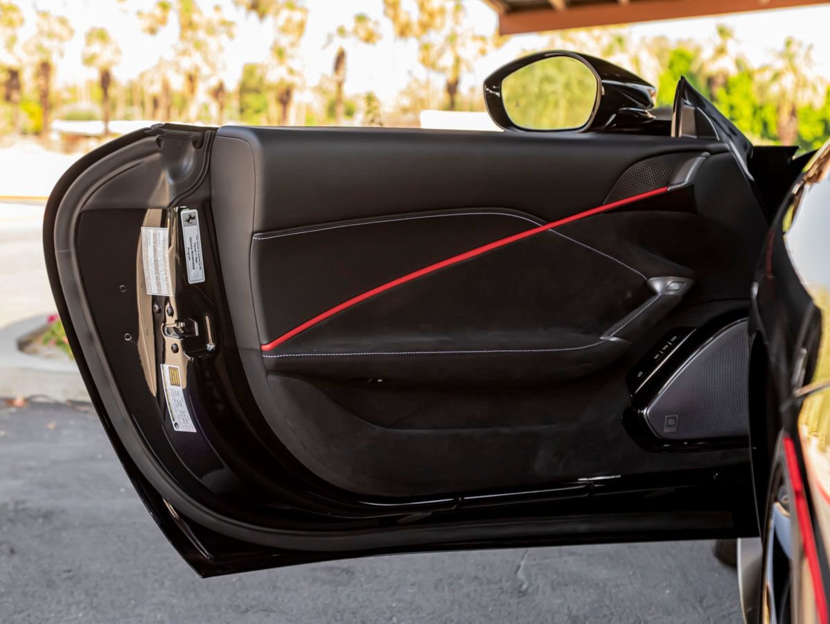 Used 2024 Ferrari Roma Spider RWD image 15