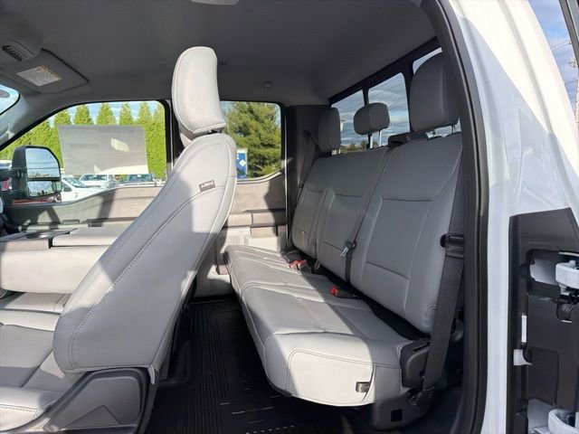 New 2025 Ford F450 XL w/ XL Chrome Package image 9