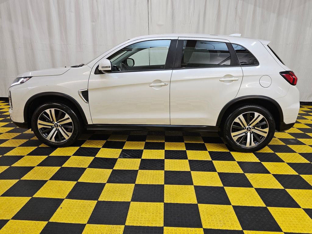 Used 2021 Mitsubishi Outlander Sport SE image 6
