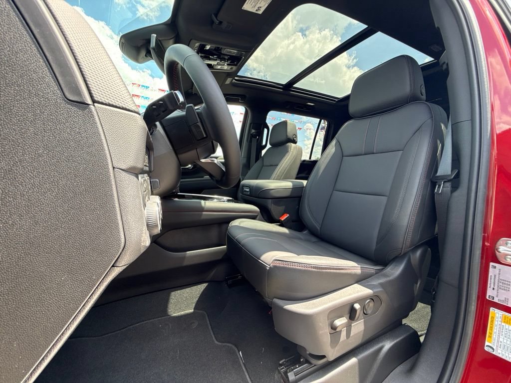 New 2026 Chevrolet Suburban RST w/ RST Capability Package AWD/4WD image 12