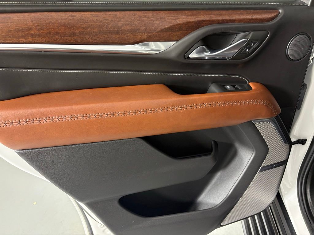 Used 2023 GMC Yukon Denali Ultimate image 42