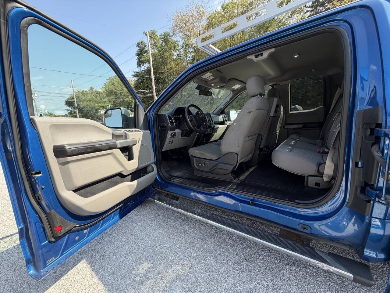 Used 2018 Ford F150 XLT w/ Equipment Group 302A Luxury image 13