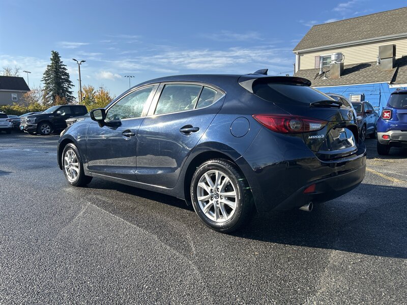 Used 2015 MAZDA MAZDA3 i Grand Touring FWD image 6