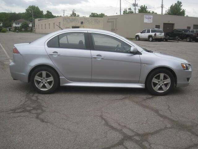 Used 2013 Mitsubishi Lancer SE image 4