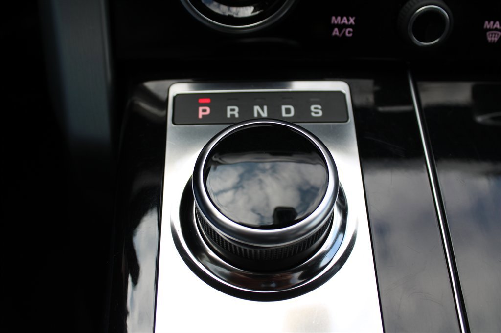 Used 2018 Land Rover Range Rover Supercharged image 25