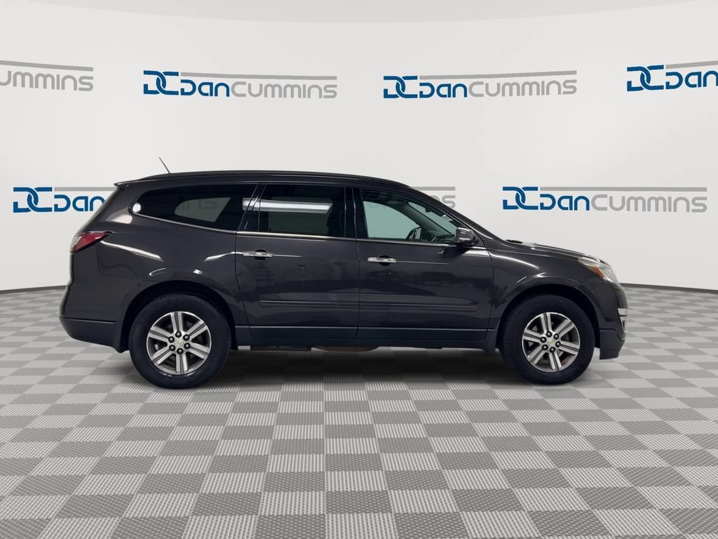 Used 2017 Chevrolet Traverse LT FWD image 9