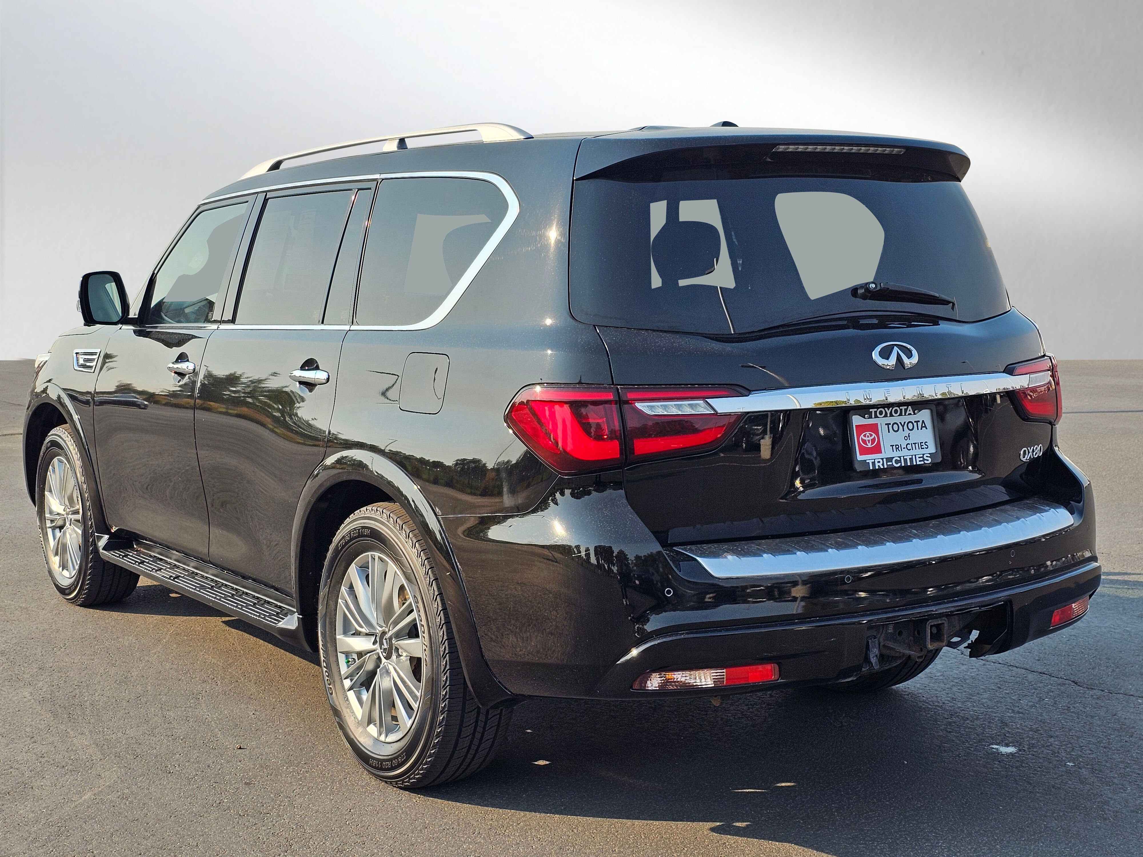Used 2021 INFINITI QX80 Luxe w/ Cargo Package RWD image 35
