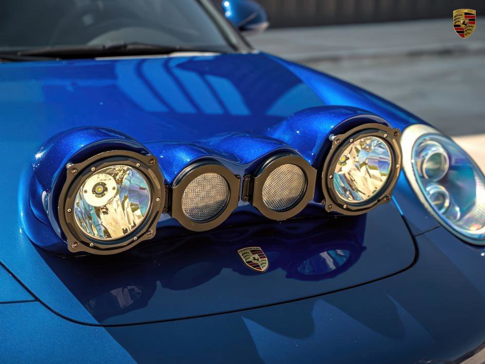 Used 2010 Porsche 911 Carrera 4 image 6