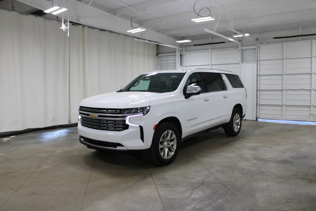 Used 2023 Chevrolet Suburban Premier image 4