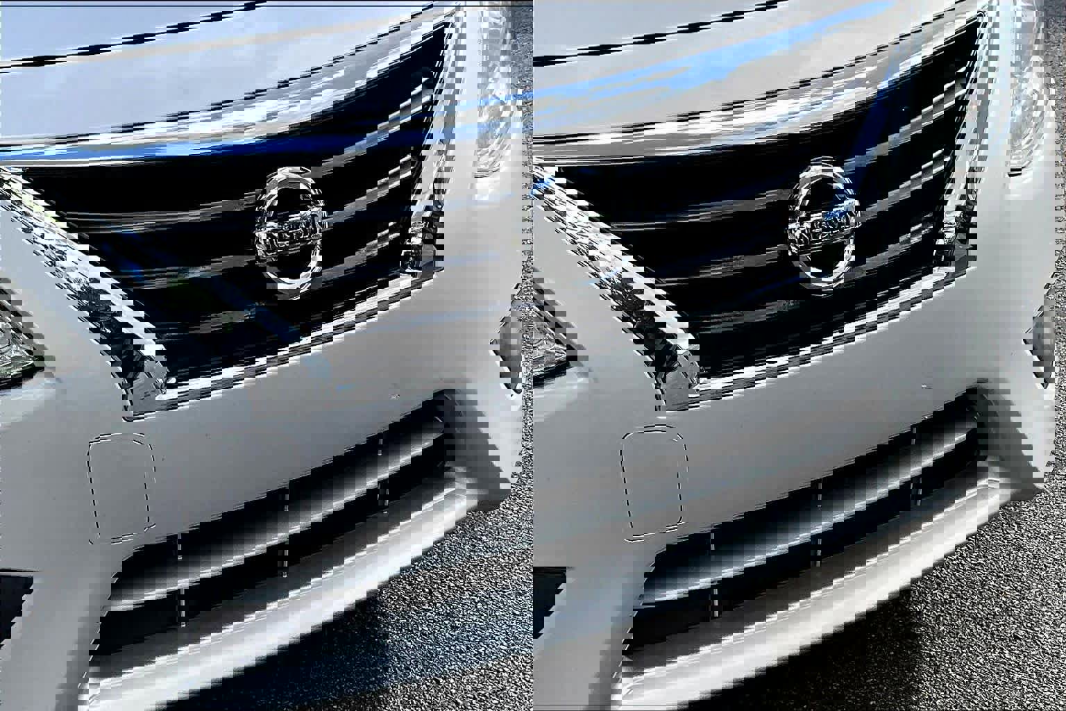 Used 2017 Nissan Versa SV image 26