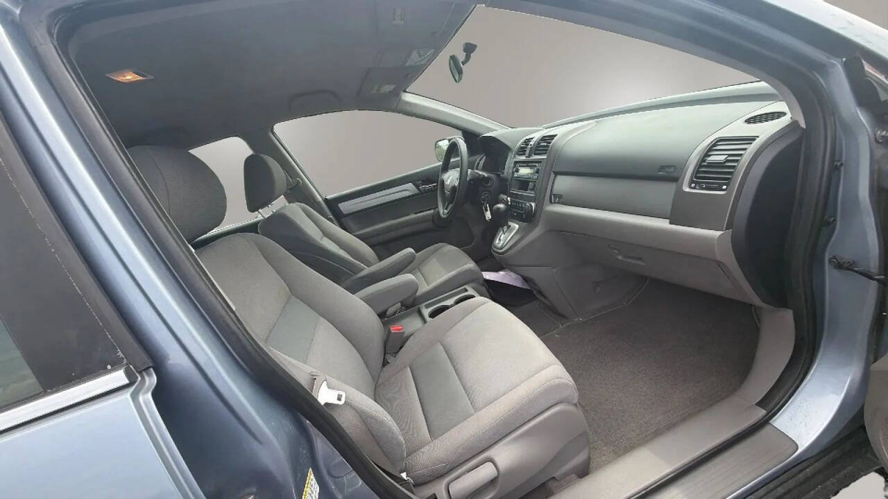 Used 2011 Honda CR-V LX image 16