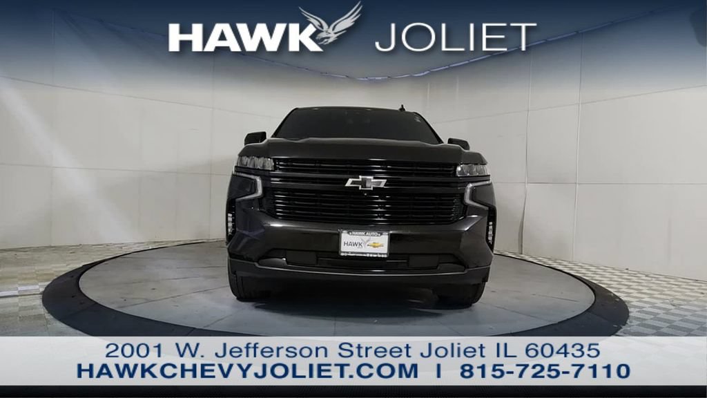 Used 2023 Chevrolet Suburban RST w/ Sport Performance Package AWD/4WD image 3
