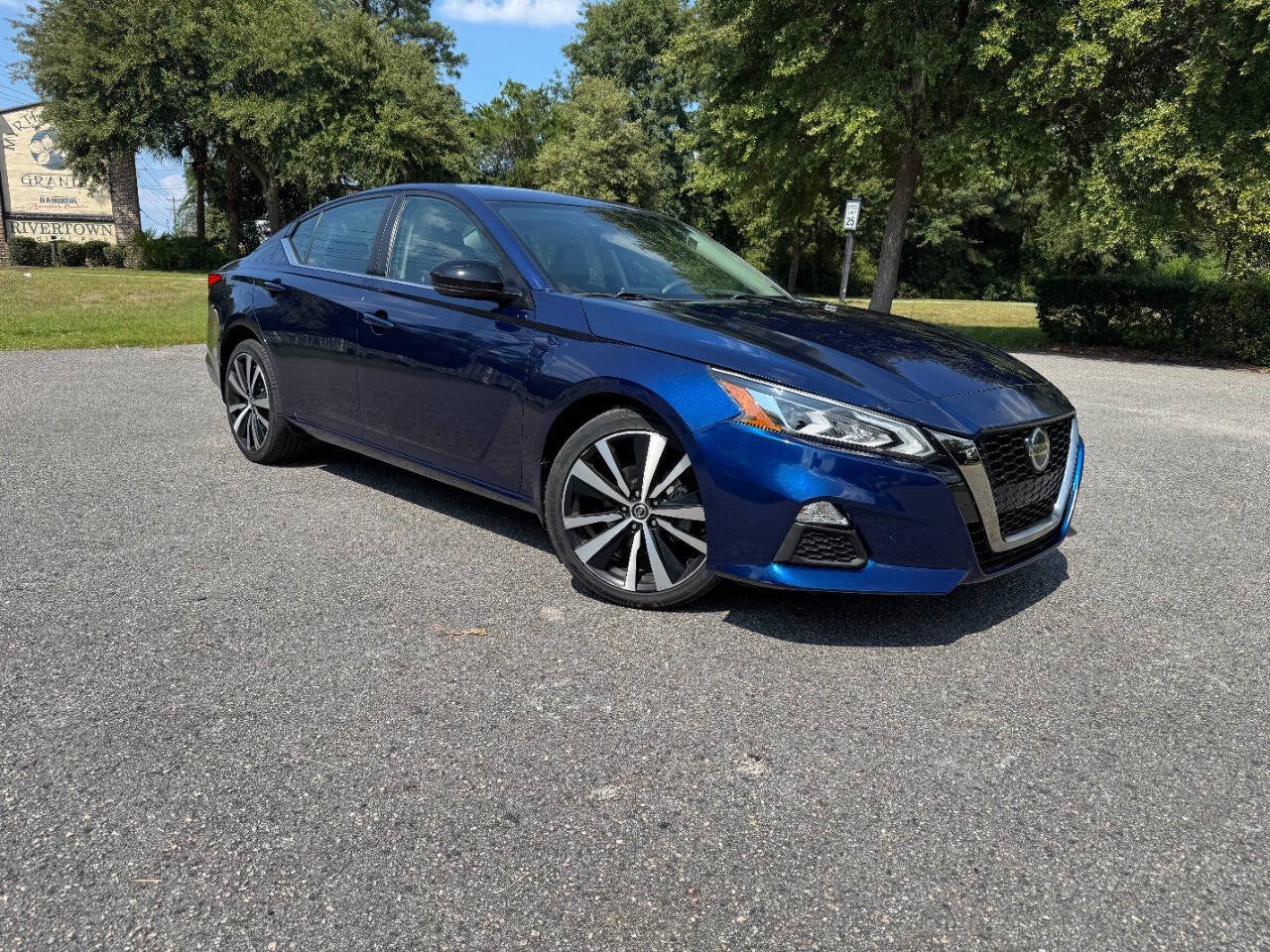 Used 2020 Nissan Altima 2.5 SR w/ Premium Package AWD/4WD image 8