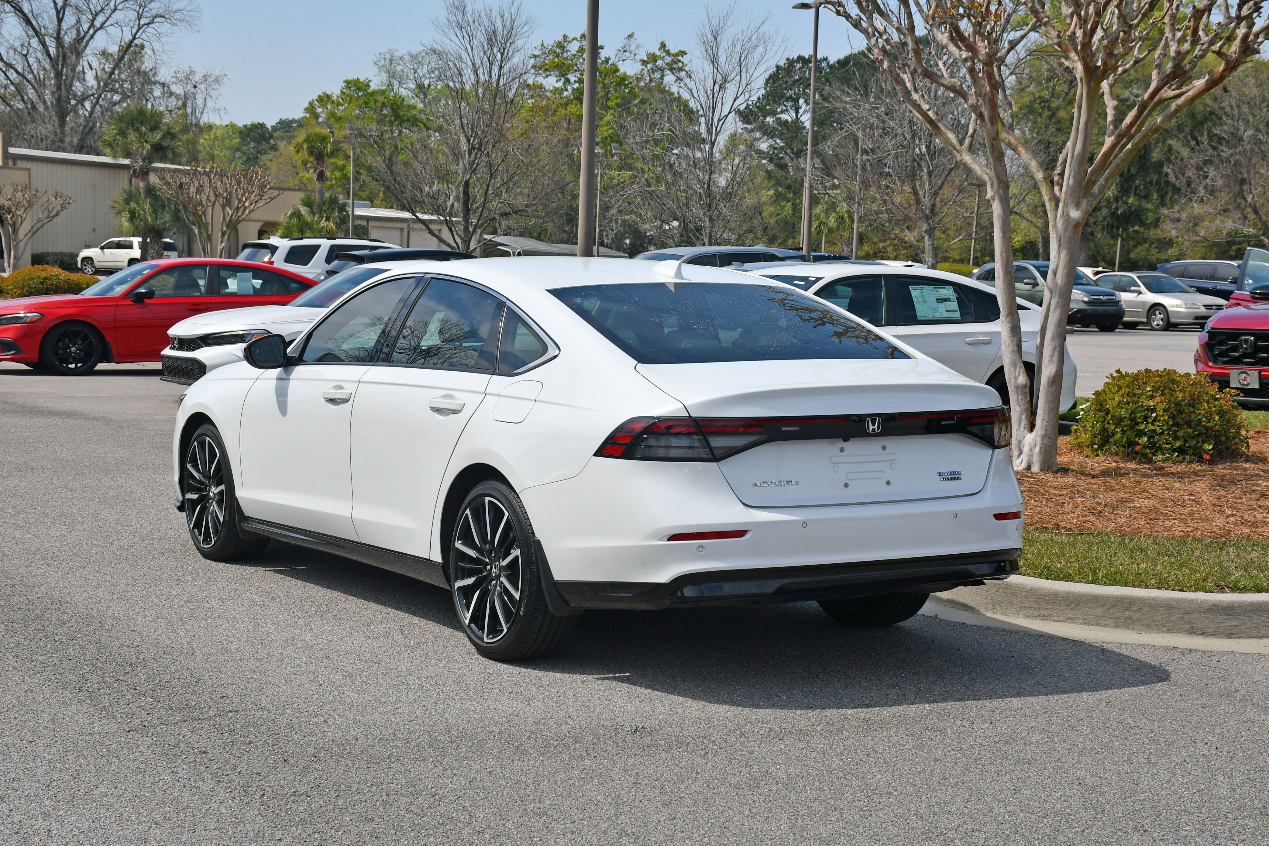 Used 2024 Honda Accord Touring image 3