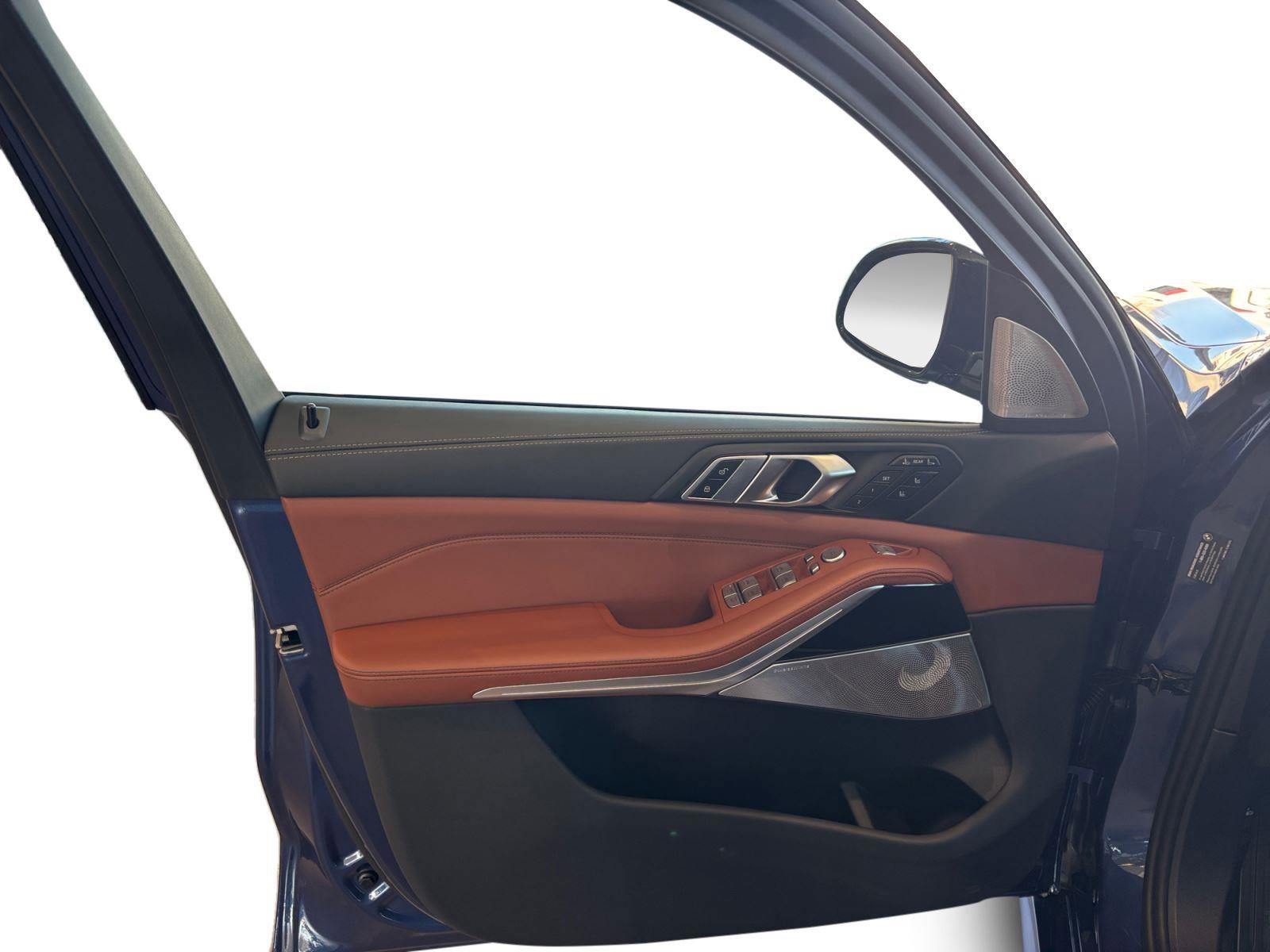 New 2026 BMW ALPINA XB7 AWD/4WD image 19