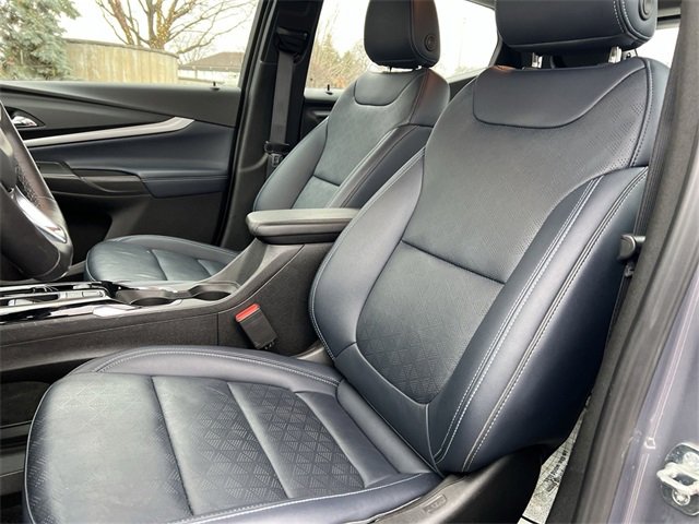 Used 2023 Chevrolet Bolt EUV Premier image 13