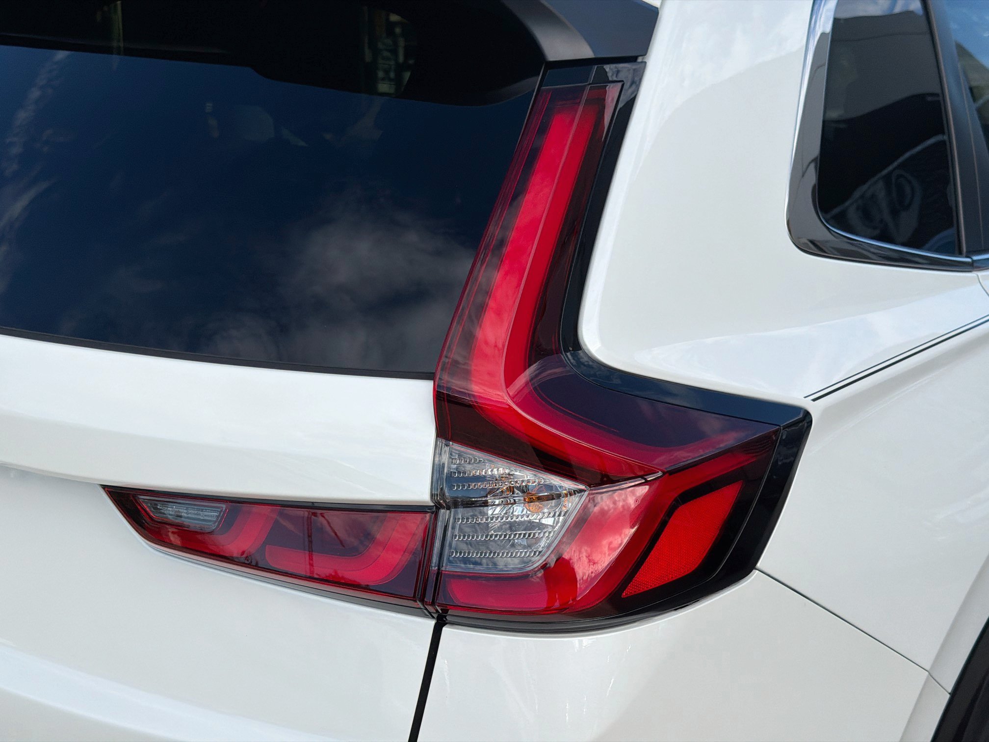 Used 2025 Honda CR-V Sport-L image 29