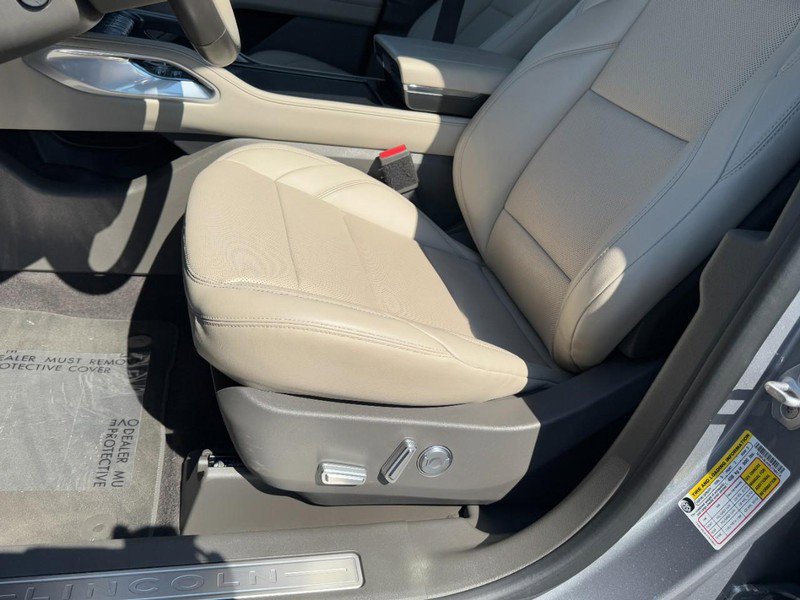 Certified 2024 Lincoln Nautilus Premier image 26